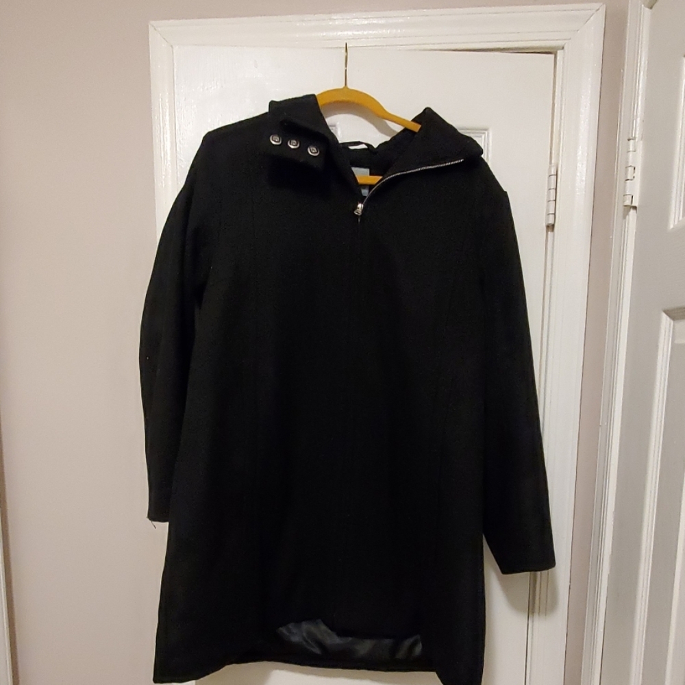 3 in 1 baby wearing/ maternity coat